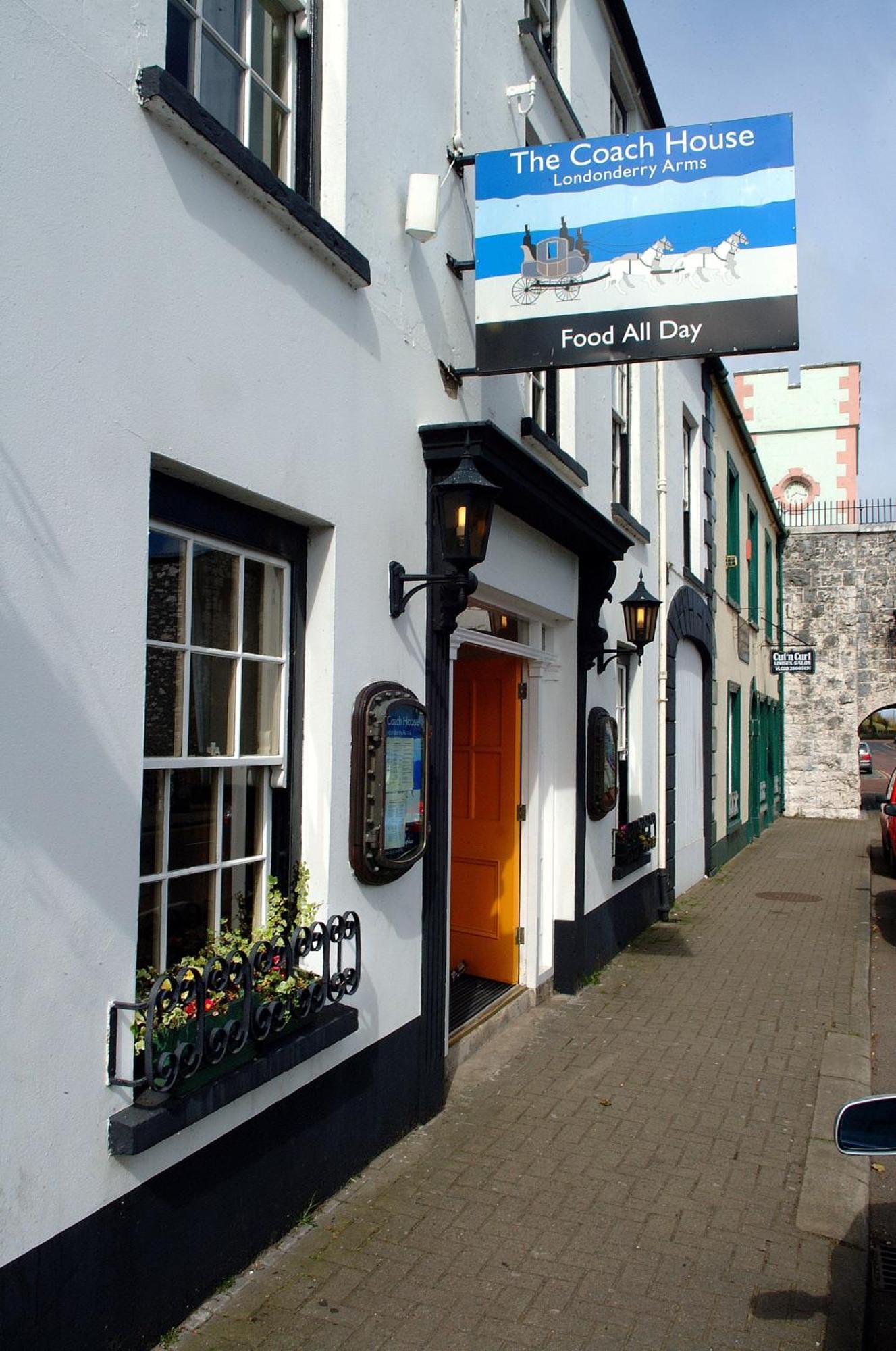 Londonderry Arms Hotel 카를로이 외부 사진