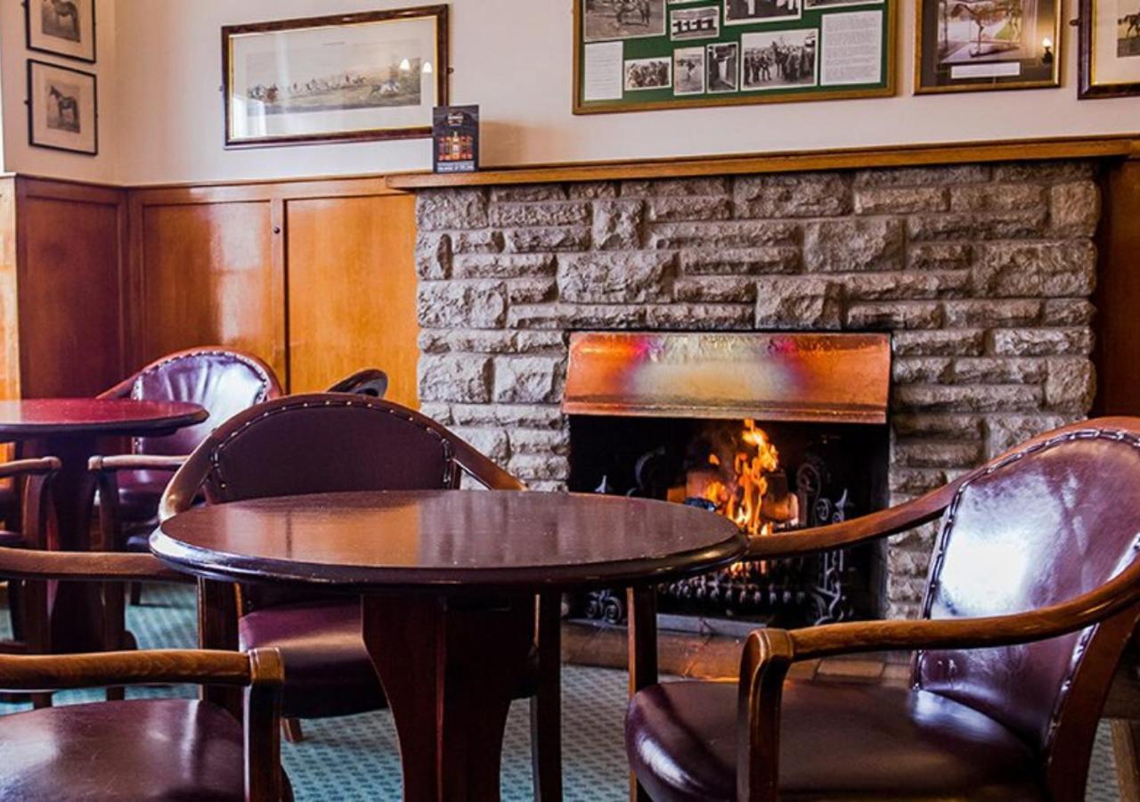 Londonderry Arms Hotel 카를로이 외부 사진